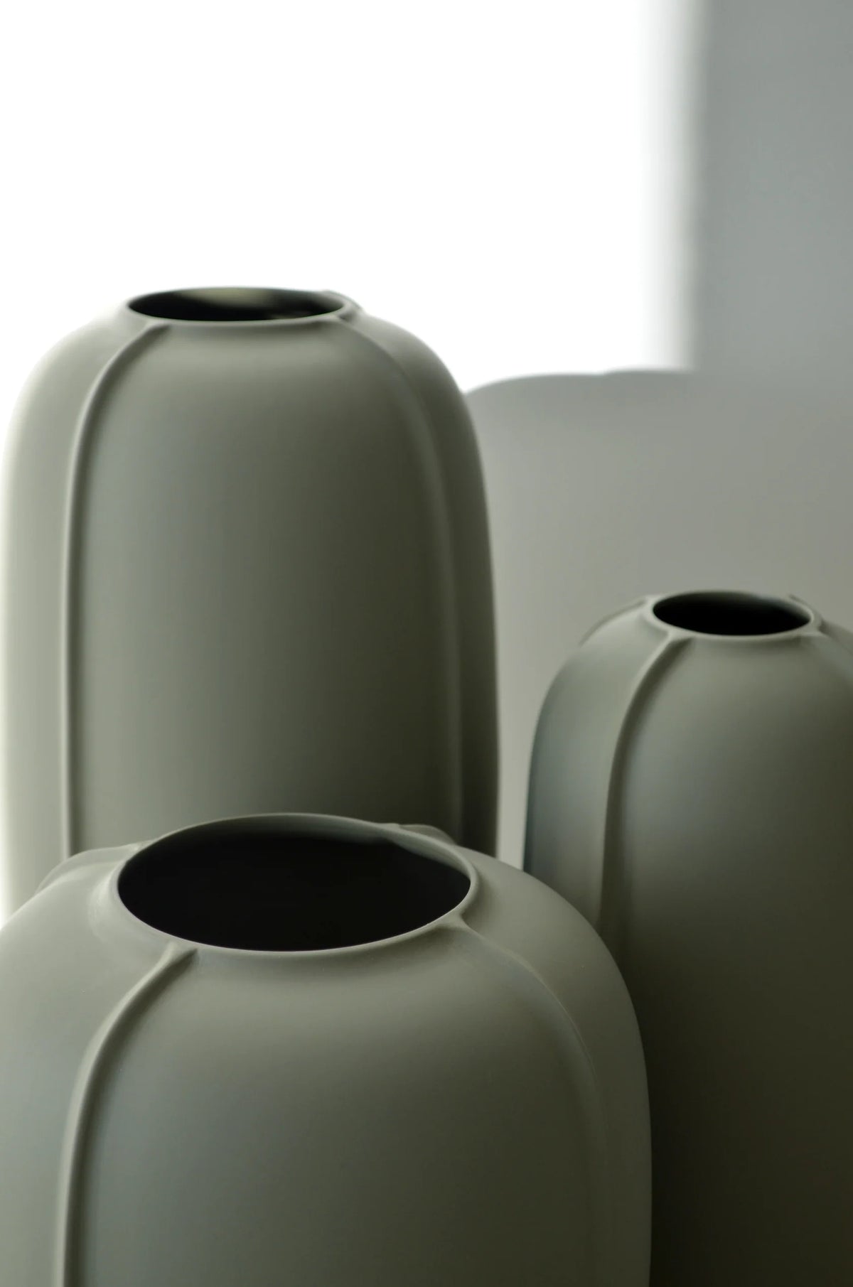 Vaso Decorativo in Porcellana Smaltata Color Diaspro Ø 17 x 20 cm
